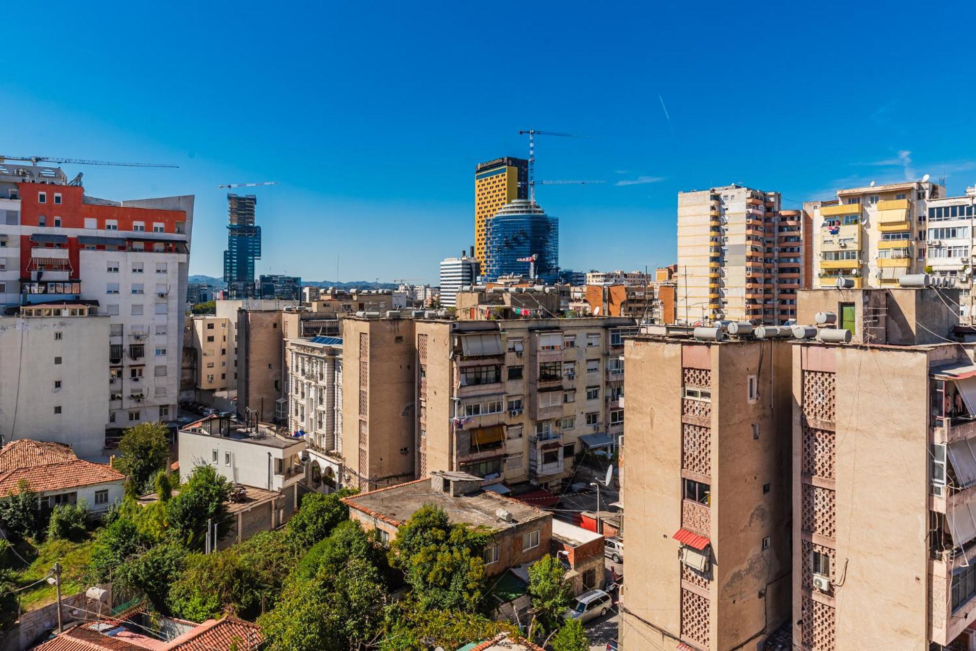Atelier Apartments By Kondo Stays Тирана Экстерьер фото
