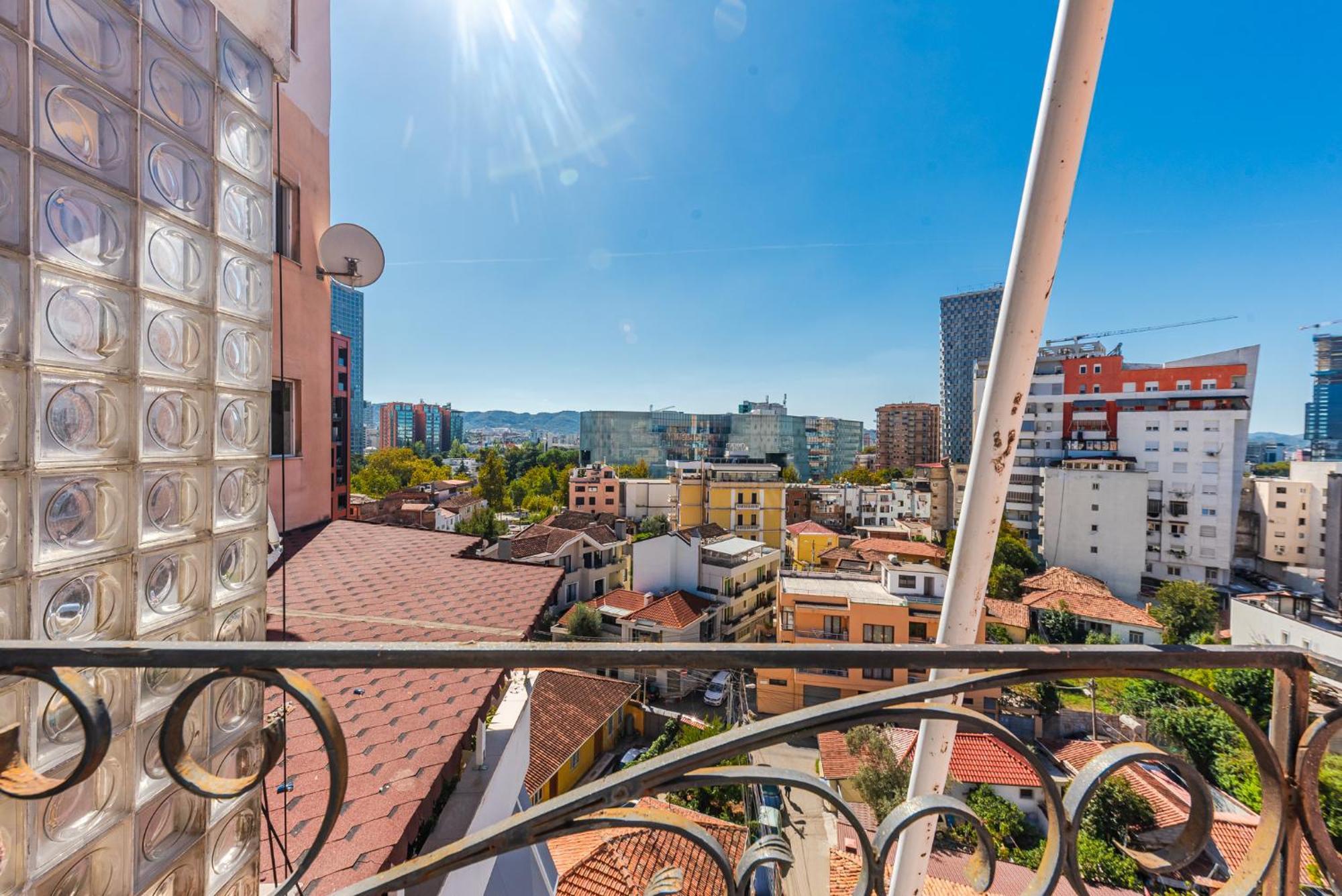 Atelier Apartments By Kondo Stays Тирана Экстерьер фото