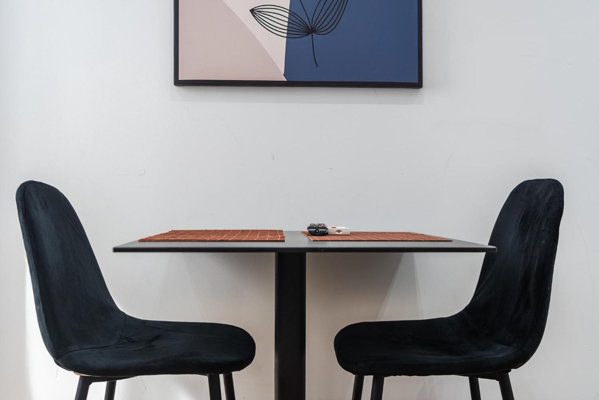 Atelier Apartments By Kondo Stays Тирана Экстерьер фото