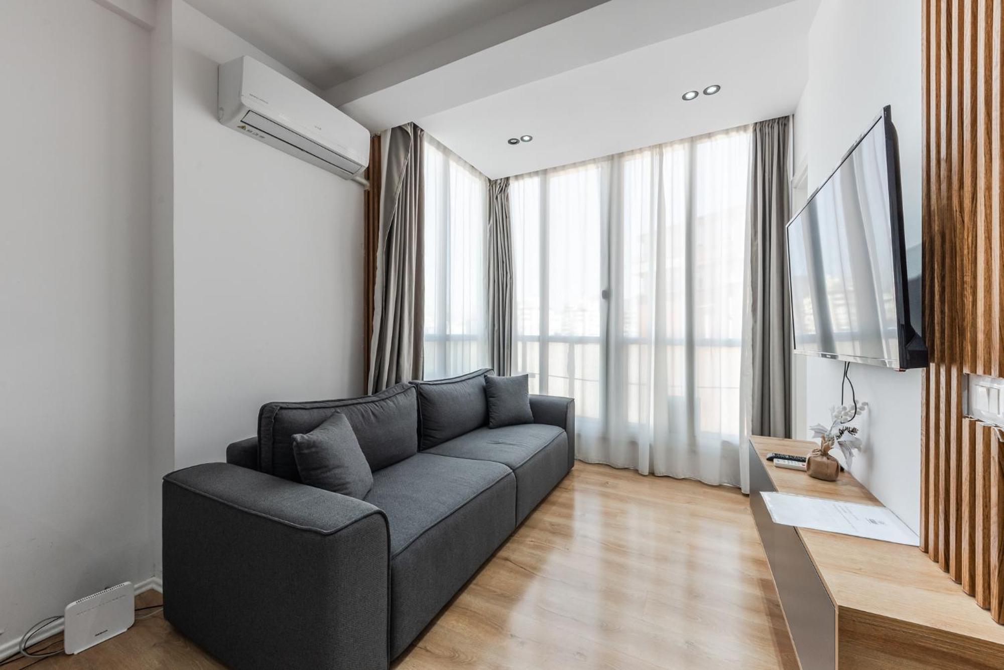 Atelier Apartments By Kondo Stays Тирана Экстерьер фото