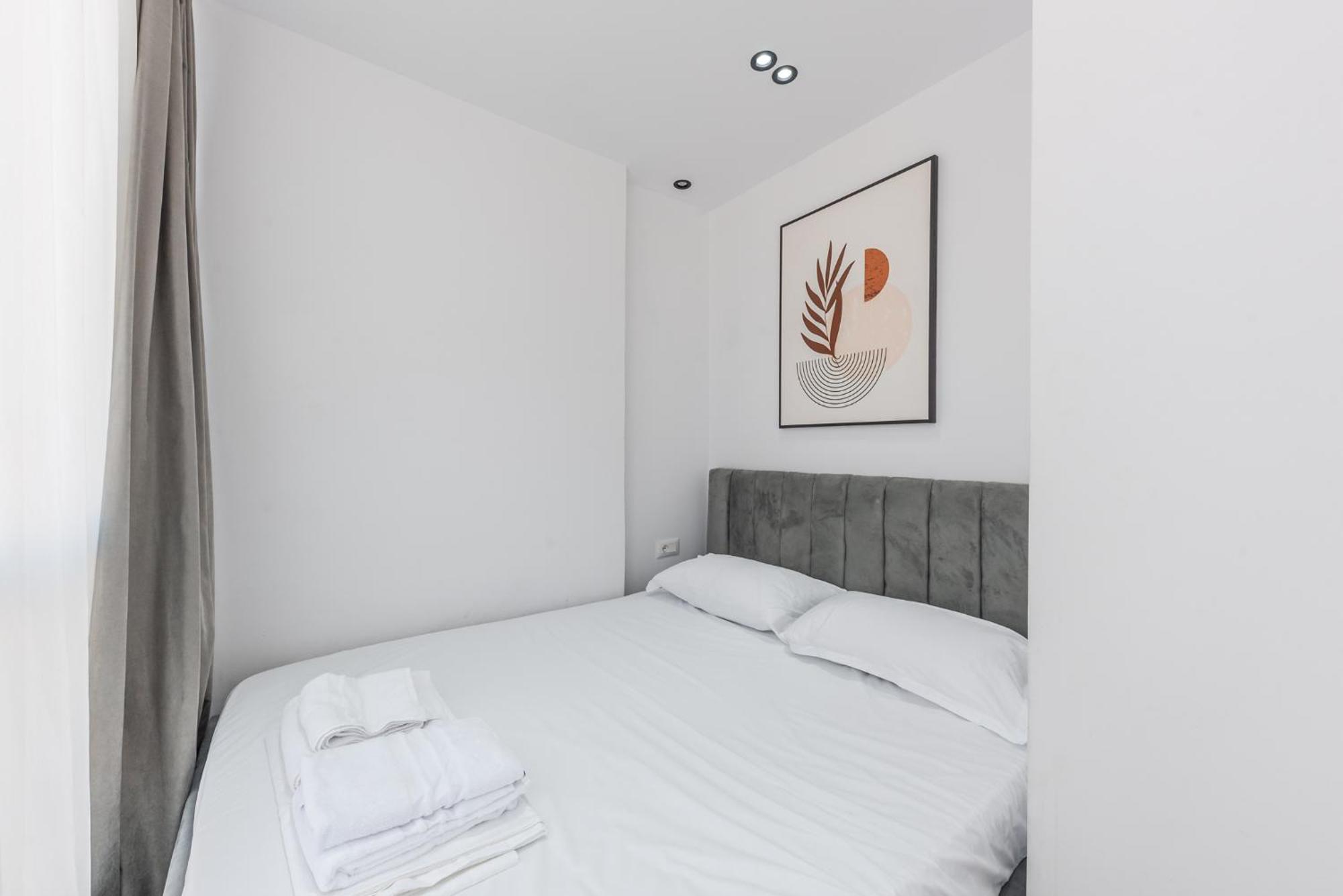 Atelier Apartments By Kondo Stays Тирана Экстерьер фото