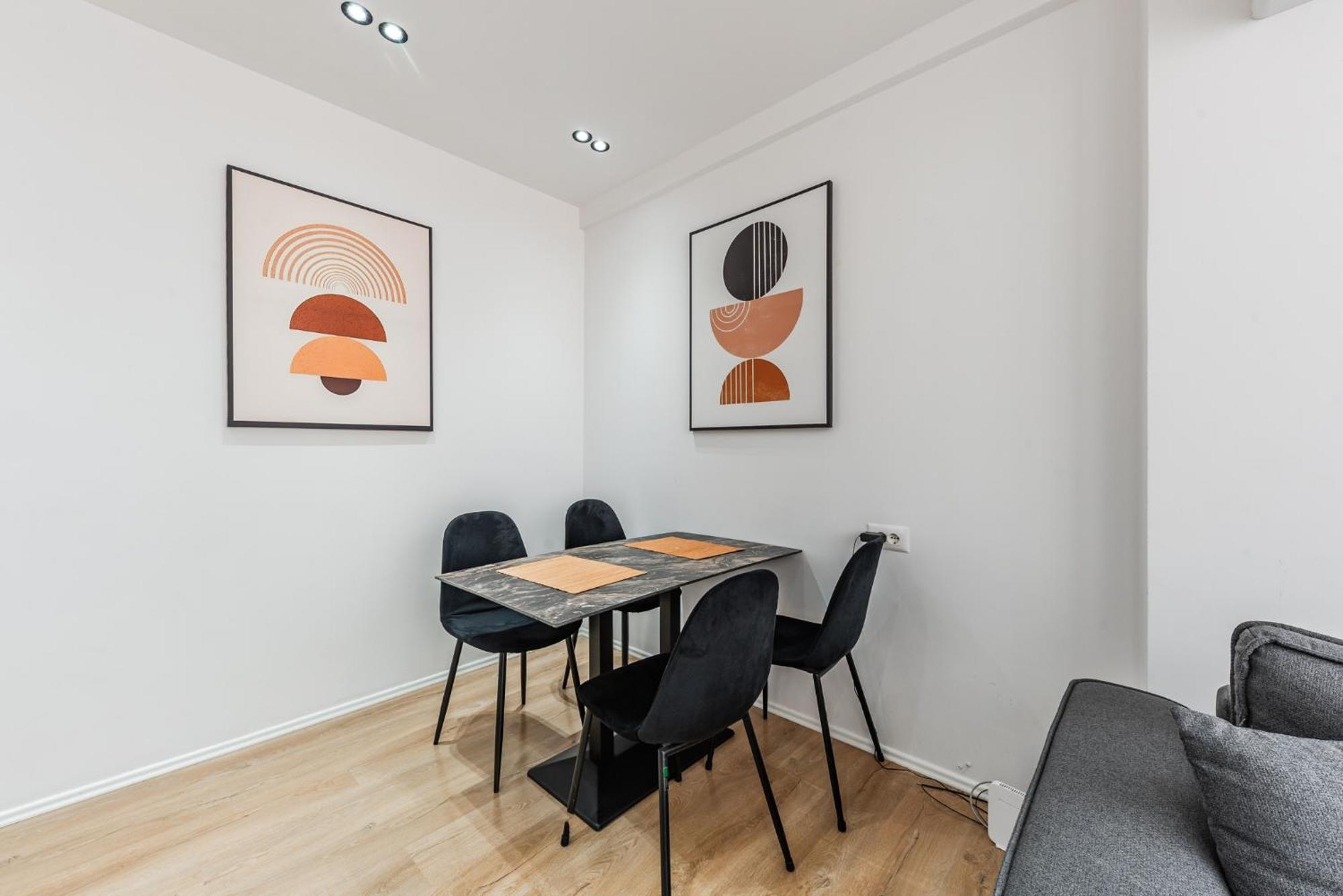 Atelier Apartments By Kondo Stays Тирана Экстерьер фото
