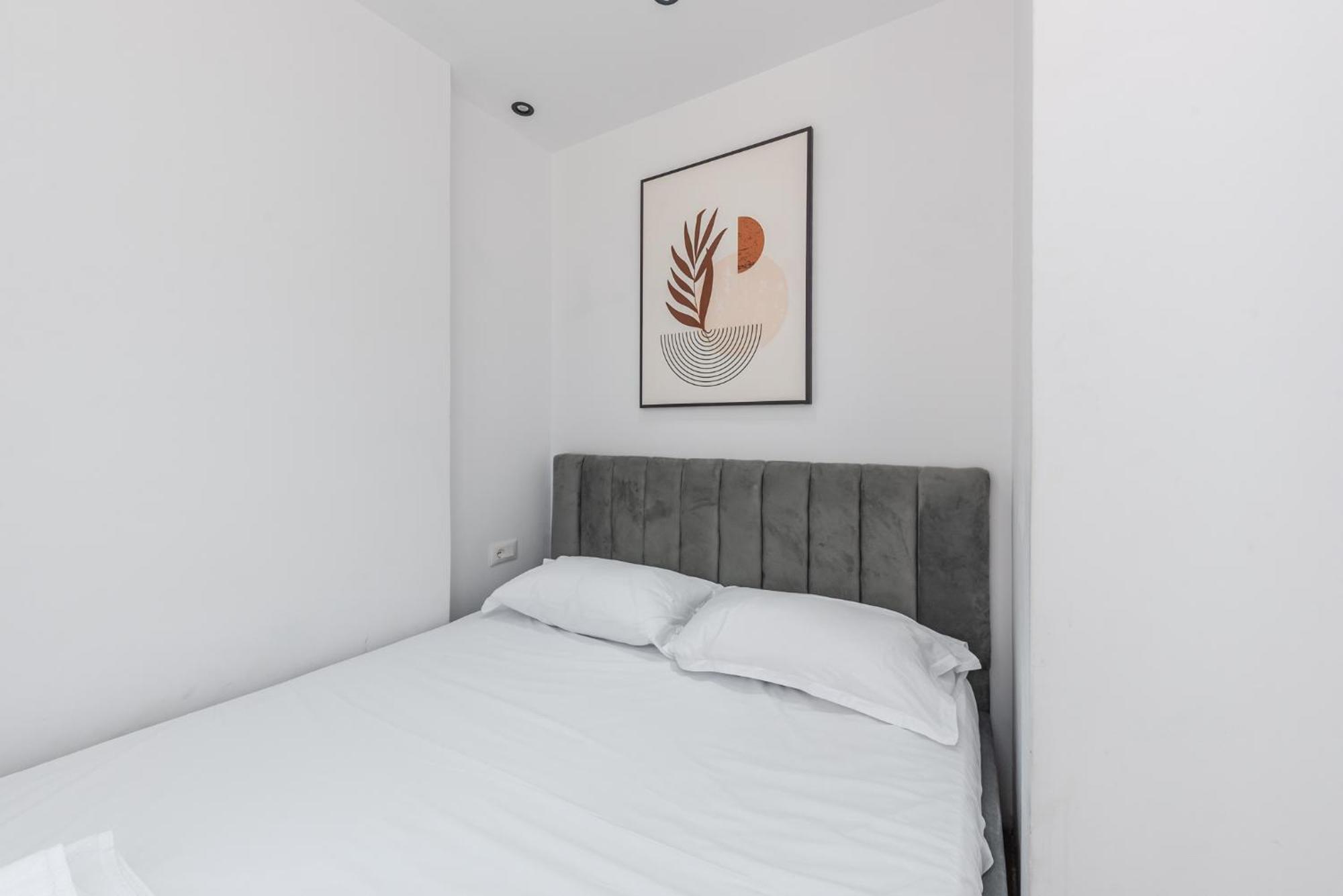 Atelier Apartments By Kondo Stays Тирана Экстерьер фото