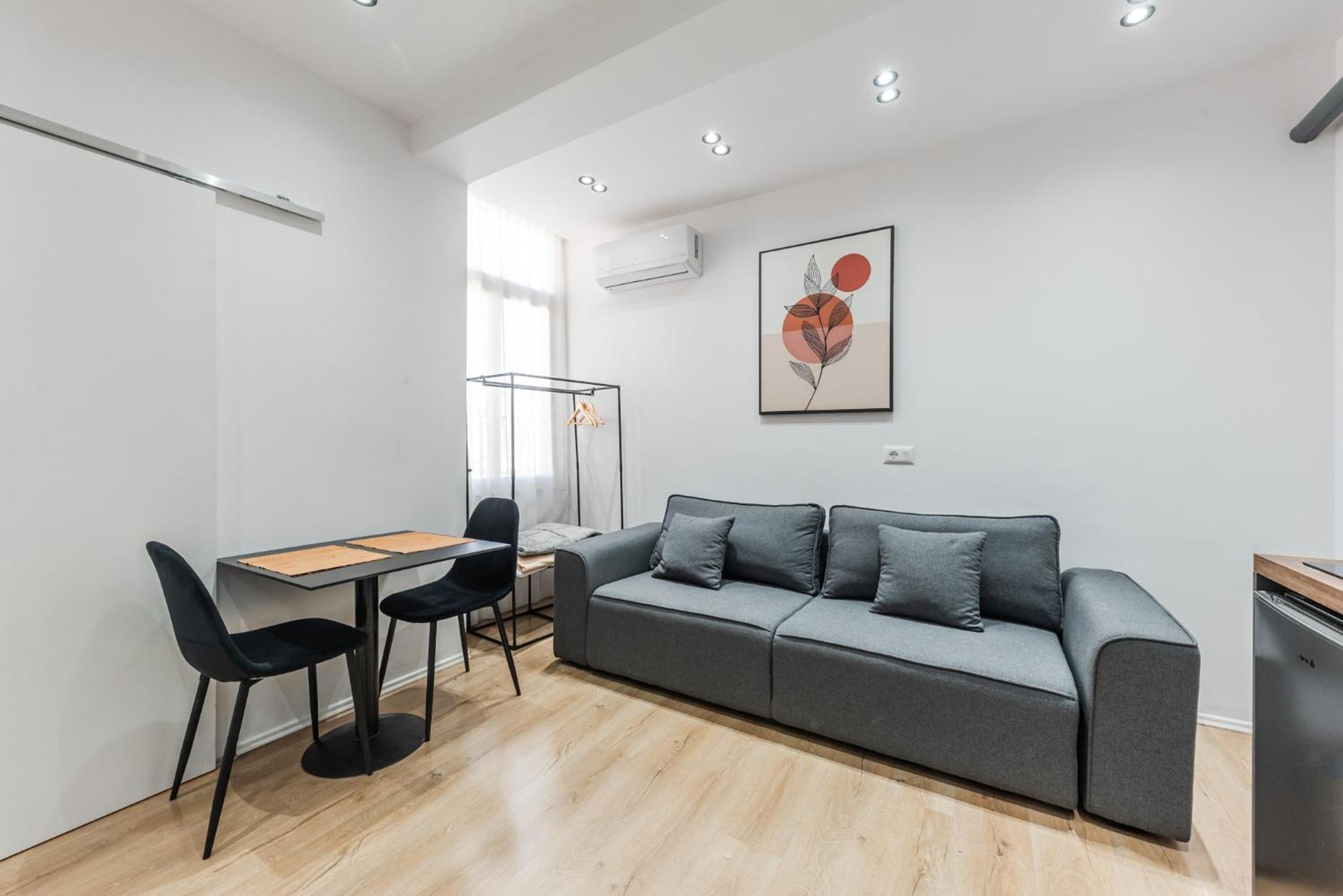 Atelier Apartments By Kondo Stays Тирана Экстерьер фото